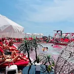 Hotel Club House Arkadia Odesa