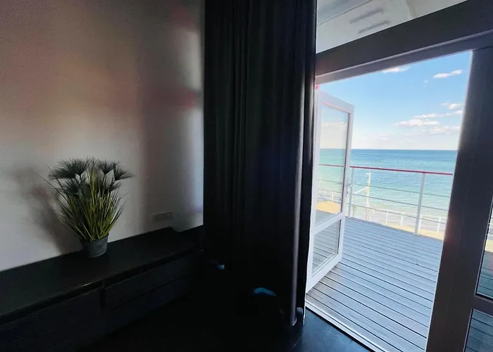 Club House Arkadia オデッサ